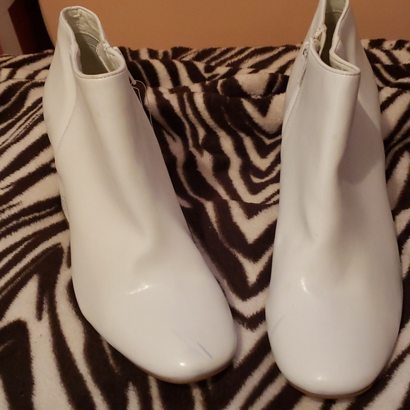 Katy Perry Collections Shoes - White Katy Perry Ankle Boots, side zippers